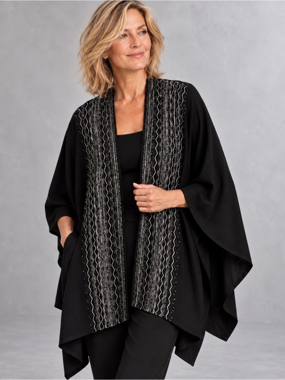 Ming Wang NWT Black Knit Kimono Cape
Cardigan with Silver Embellished Trim OS